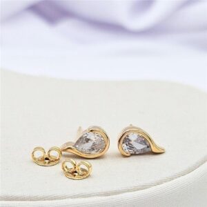 BRINCO PINGO DE AMOR CRISTAL ZIRCÔNIA BANHADO A OURO